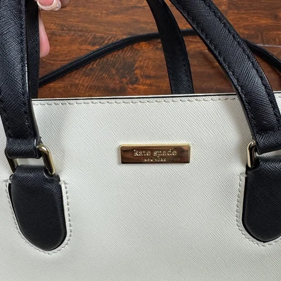 Kate Spade Black and White Medium Crossbody Bag, Neutral Crossbody Purse - Picture 2 of 7